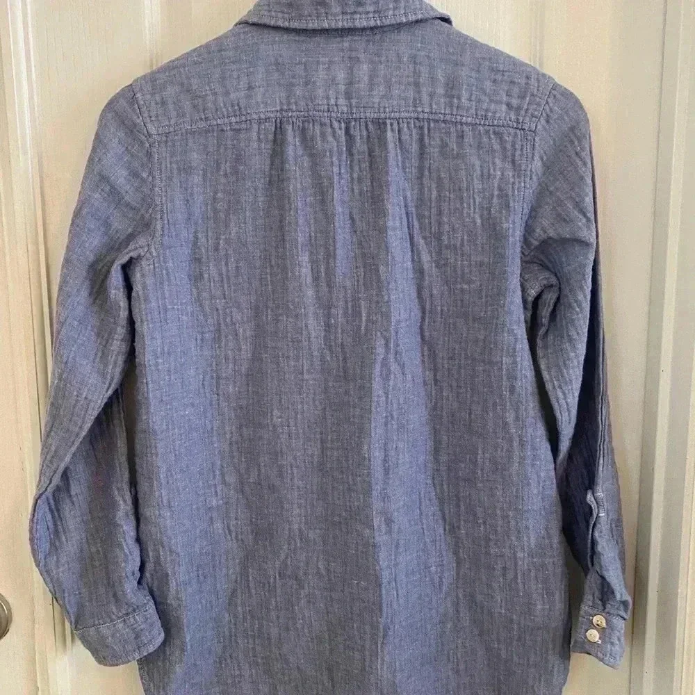 Mary McFadden Womens Blue Chambray Button Down Shirt